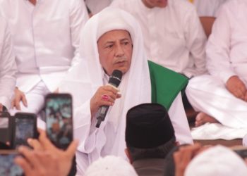 Habib Luthfi bin Yahya. (Foto: NU Online,Harianmuria.com )