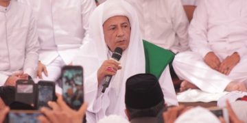 Habib Luthfi bin Yahya. (Foto: NU Online,Harianmuria.com )