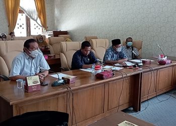 Anggta DPRD Kabupaten Pati saat menerima audiensi dari paguyuban odong-odong pati dan pelaku jasa wisata pati (Istimewa I harianmuria.com)