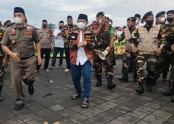 KUNJUNGAN : Gus Muhaimin saat kunjungan di Demak , Selasa 08/2/22 ( Istimewa I Harianmuria.com )