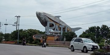 FOTO : Tugu Bandeng Pati ( Istimewa I Harianmuria.com )
