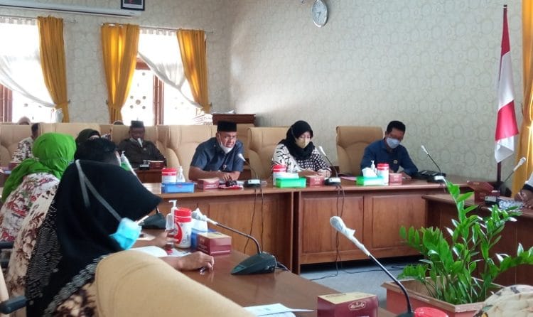 DPRD Pati Minta, DTKS Harus Di Verval Dengan Sesungguhnya - Harianmuria RAPAT : DPRD Pati Saat Rapat Kordinasi ( Istimewa I Harianmuria.com )