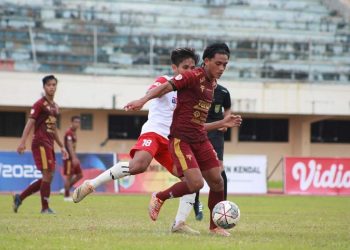 SELEBRASI: Pertandingan pemain Persipa  dengan Gasko Kolaka baru-baru ini. ( Istimewa I Harianmuria.com )