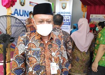 MENYAMPAIKAN: Kepala Dinas Arpus Kabupaten Rembang, Akhsanudin.( Istimewa I Harianmuria.com )