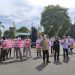 AKSI: Gerakan Aliansi Solidaritas Rakyat Akar Rumput saat demo menuntut Sekda Kudus buktikan fee 5% untuk sebelum bupati Tamzil di depan Pendopo Kabupaten Kudus, Jumat (26/8).(Nisa Hafizhotus Syarifa/Harianmuria.com)