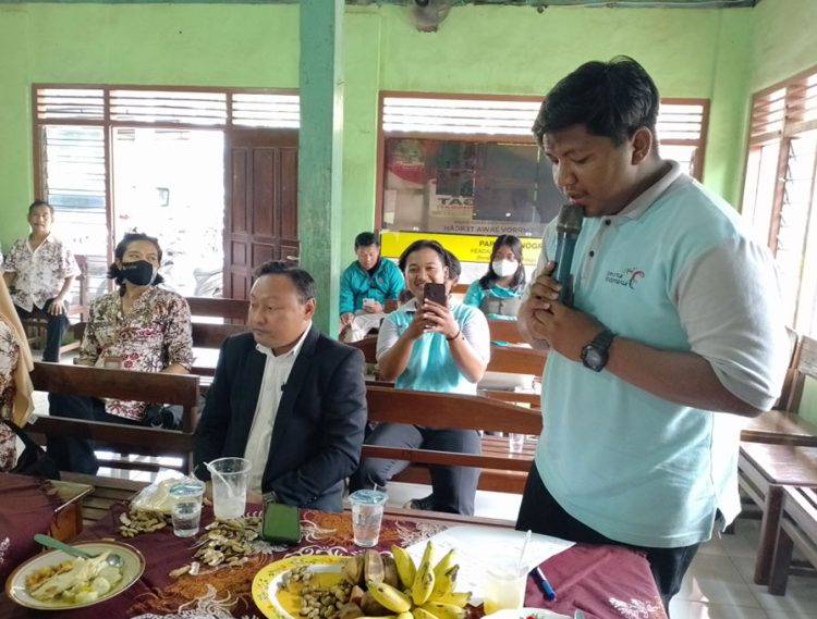 Pemdes Mojoagung Minta Pemkab Pati Ikut Sokong Pendanaan Desa Wisata - Harianmuria Ketua Pokdarwis Desa Mojoagung, Bagus Suripto saat menyampaikan statement. (Arif Febriyanto/Harianmuria.com)