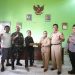 Damai: Kades dan warga Gajahmati yang akhirnya memilih damai setelah melakukan audiensi bersama, Senin (26/9). (Istimewa/Harianmuria.com)