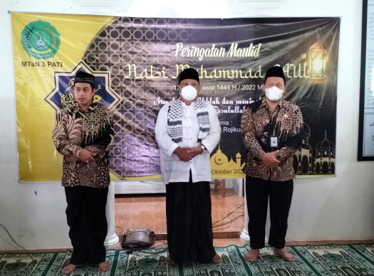 Suasana peringatan Maulid Nabi Muhammad SAW di MTs N 3 Pati, Rabu (12/10). (Istimewa/Harianmuria.com)
