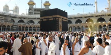 Ilustrasi menunaikan ibadah haji dan umroh di Baitullah Mekkah. (Unsplash/Harianmuria.com)