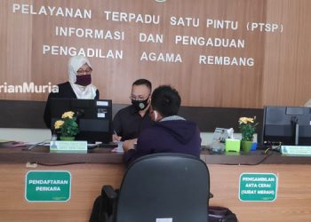 Pelayanan terpadu satu pintu (PTSP) Pengadilan Agama Kabupaten Rembang. (R Teguh Wibowo/Harianmuria.com)