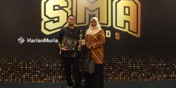 Salah satu siswa SMAS Unggulan Harapan Umat, Mojokerto mendapat penghargaan robotik. (Istimewa/Harianmuria.com)