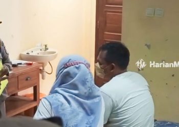 Penggerebekan sepasang ASN di salah satu kamar hotel oleh petugas Satpol PP Rembang. (R Teguh Wibowo/Harianmuria.com)