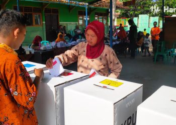 Tempat pemungutan suara (TPS) di Desa Tritunggal Kecamatan Rembang pada pemilu 2019 lalu. (Rendy/Harianmuria.com)