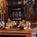 AUDIENSI: Pj Bupati Jepara saat menerima Perwakilan Persatuan Umat Budha Kabupaten Jepara membahas Peringatan Hari Raya Waisak di Command Center, Senin (29/5). (Tomi/Harianmuria.com)