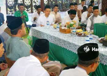 DOA BERSAMA: Kegiatan Blora Mengaji di Pendopo Rumah Dinas Bupati pada Jumat, 26 Mei 2023. (Dok. Humas Pemkab Blora/Harianmuria.com)