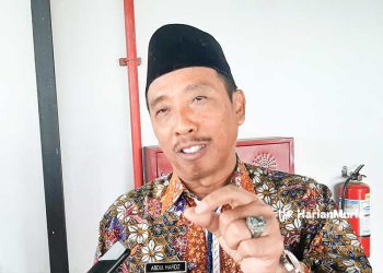 POTRET: Bupati Rembang Abdul Hafidz saat memberikan keterangan terkait zakat ASN. (R. Teguh Wibowo/Harianmuria.com)