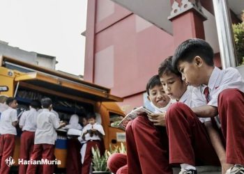 Ilustrasi seragam sekolah SD. (Antara/Harianmuria.com)