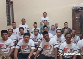 TANGKAPAN LAYAR: Paguyuban Kepala Desa Kecamatan Gabus Kabupaten Pati nyatakan dukungan untuk salah satu calon Bupati Pati. (WhatsApp Group/Harianmuria.com)