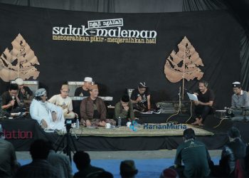 Keterangan foto: Anis Sholeh Ba’asyin, Ali Fatkhan, Abdul Jalil dan Budi Maryono dalam Ngaji NgAllah Suluk Maleman ‘Mendekap Cinta’ yang digelar di Rumah Adab Indonesia Mulia, Sabtu (8/6) kemarin.
