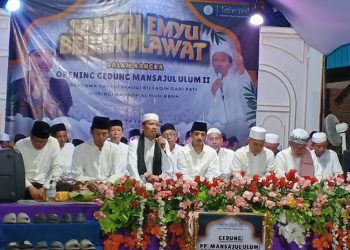 Pembukaan Gedung Baru, Ponpes Mansajul Ulum Pati Lantunkan Sholawat Bersama Habib Syauqi Bilfaqih