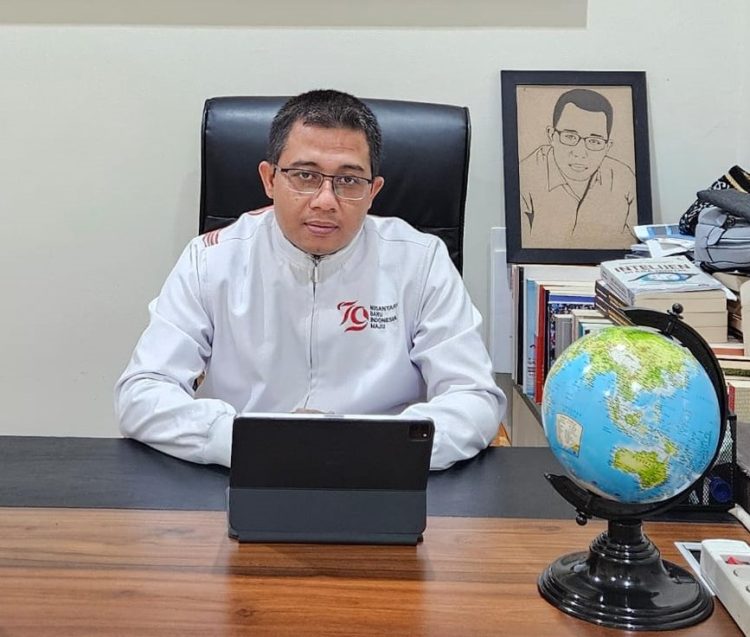 Ngasiman Djoyonegoro, Analis Intelijen, Pertahanan, dan Keamanan.