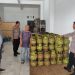 Petugas Polres Jepara memantau ketersediaan gas elpiji 3 kilogram di sejumlah penjual. (Tomi Budianto/Harianmuria.com)