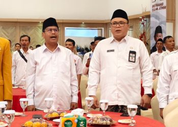 Bupati dan Wakil Bupati Rembang terpilih, Harno dan M Hanies Cholil Barro'. (Vicky Rio/Harianmuria.com)