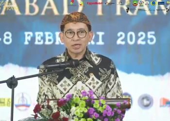 Menteri Kebudayaan RI Fadli Zon dalam pidato pembukaan Festival Blora: Se-Abad Pramoedya Ananta Toer (1925-2025).