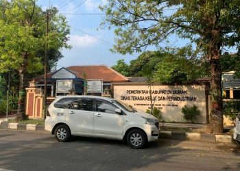 Kantor Dinas Tenaga Kerja dan Perindustrian Demak. (Burhan Aslam/Harianmuria.com)