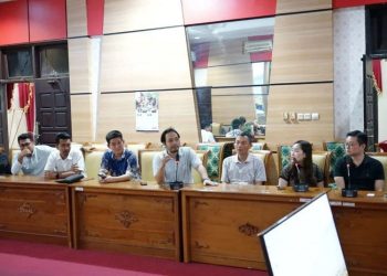 Para pengusaha China menyampaikan keinginan berivestasi dalam audiensi dengan Pemkab Grobogan. (Dok. Setda Grobogan/Harianmuria.com)