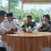 Ketua Umum PSI Kaesang Pangarep berdiskusi dengan Wali Kota Salatiga Robby Hernawan di Rumah Dinas Wali Kota, Kamis (10/4/1025). (Dok. PSI Salatiga/Harianmuria.com)