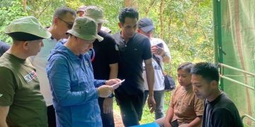 Bupati Kudus Sam’ani Intakoris melakukan kunjungan lapangan di Pos Pendakian Rahtawu, Kecamatan Gebog, Minggu, 29 Juni 2025. (Fahtur Rohman/Harianmuria.com)