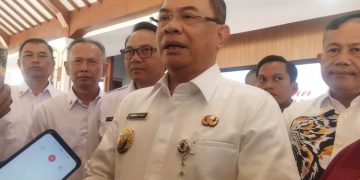 Bupati Pati, Sudewo, menyampaikan progres regrouping sekolah dasar yang hampir final. (Foto: Setyo Nugroho/Harianmuria.com)