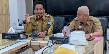 Bupati Rembang Harno memimpin rapat bersama OPD terkait untuk persiapan penilaian Kabupaten/Kota Sehat 2025. (Vicky Rio/Harianmuria.com)