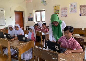 Kondisi kelas salah satu SD Negeri di Kudus yang minim siswa. (Nisa HS/Harianmuria.com)