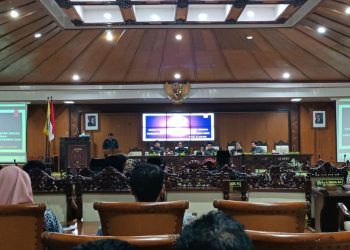 Rapat Paripurna DPRD Jepara dengan agenda pembahasan perubahan KUA-PPAS Tahun Anggaran 2025, Kamis, 12 Juni 2025. (Tomi Budianto/Harianmuria.com)