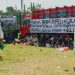 Para sopir melakukan aksi demo memprotes aturan ODOL di Lapangan Kridosono, Blora, Senin, 23 Juni 2025. (Eko Wicaksono/Harianmuria.com)