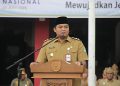 Wakil Bupati Jepara M Ibnu Hajar (Gus Hajar) memimpin upacara peringatan Hari Keluarga Nasional Ke-32 di Halaman Kantor Bupati Jepara, Senin, 30 Juni 2025. (Tomi Budianto/Harianmuria.com)