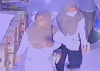 2 perempuan pelaku pencurian tas.