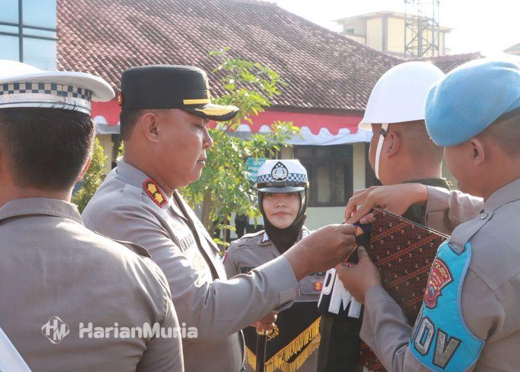 Tilang Dimulai! Operasi Patuh Candi 2025 Blora Sasar Pengendara Tak Tertib 2 Pengendara di bawah umur jadi salah satu fokus Operasi patuh Candi 2025 di Blora.