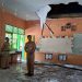 Atap tiga kelas di SDN Kawengen 02 Semarang ambrol saat liburan sekolah.