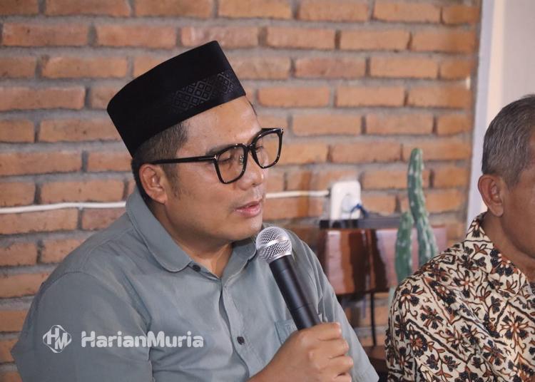 Wakil Ketua DPRD Jateng: Masyarakat Harus Aktif Awasi dan Ikut Bangun Daerah 2 Wakil Ketua DPRD Jateng dorong kontribusi masyarakat dalam pembangunan.