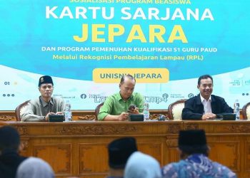 Beasiswa Kartu Sarjana Jepara 2025 resmi dibuka dengan 100 kuota untuk mahasiswa berprestasi asal keluarga kurang mampu.