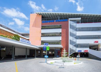 RS Mardi Rahayu Kudus kini memiliki gedung parkir baru 5 lantai berkapasitas 758 kendaraan.