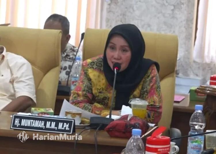 Pansus Angket Ungkap Mutasi Eselon ASN di Pati Terindikasi Menyalahi Aturan - Harianmuria Pansus Angket DPRD Pati sebut mutasi pejabat eselon ASN oleh Bupati Sudewo langgar aturan karena belum mendapat rekomendasi dari BKN.