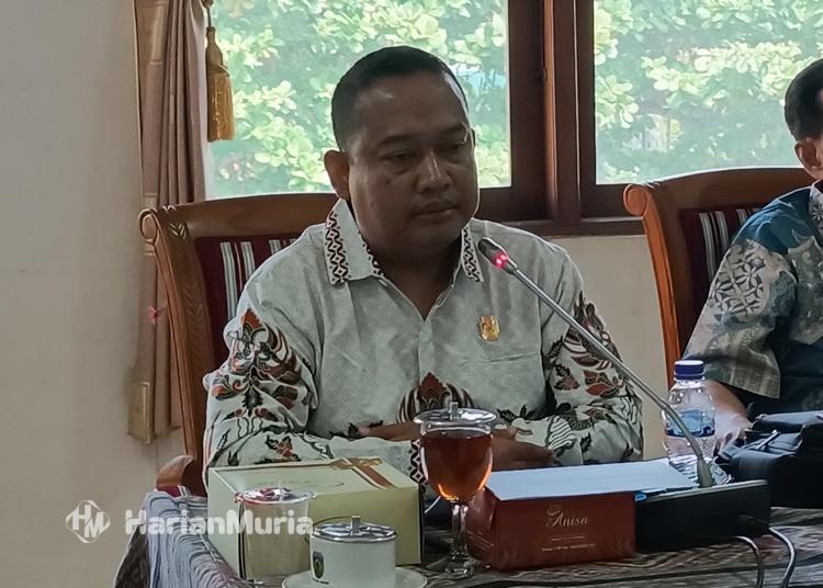 Sumpah Pemuda 2025, Nur Hidayat Ajak Generasi Muda Jepara Bergerak dan Berinovasi - Harianmuria Anggota DPRD Jepara, Nur Hidayat, mengajak generasi muda menjadikan momentum Sumpah Pemuda 2025 sebagai semangat untuk bergerak, berinovasi, dan memperkuat kolaborasi demi mewujudkan Indonesia Emas 2045.