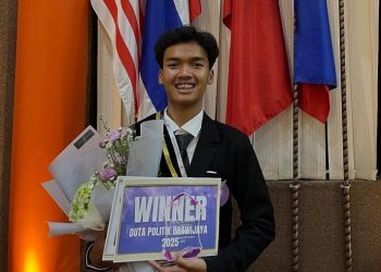 Herjuna Fikri resmi dinobatkan sebagai Duta Politik 2025 FISIP UB, bermodal warisan ilmu politik dari sang ayah.