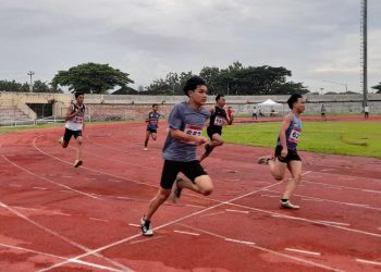 Sebanyak 700 atlet dari 74 klub meramaikan Kejuaraan Atletik Terbuka Nasional Bahurekso Cup XII 2025 di Kendal.