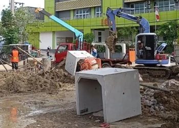 Pemkab Pati mengalokasikan Rp2,3 miliar untuk pembangunan drainase dan trotoar di Kayen guna mengatasi banjir serta mempercantik kawasan pusat kecamatan.