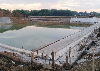 Progres pembangunan Embung Karangjati di Blora baru mencapai 78 persen menjelang tenggat 10 hari terakhir.